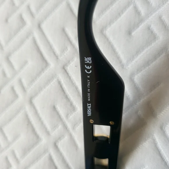 Versace Sunglasses Modern Design New.. - Picture 6 of 10